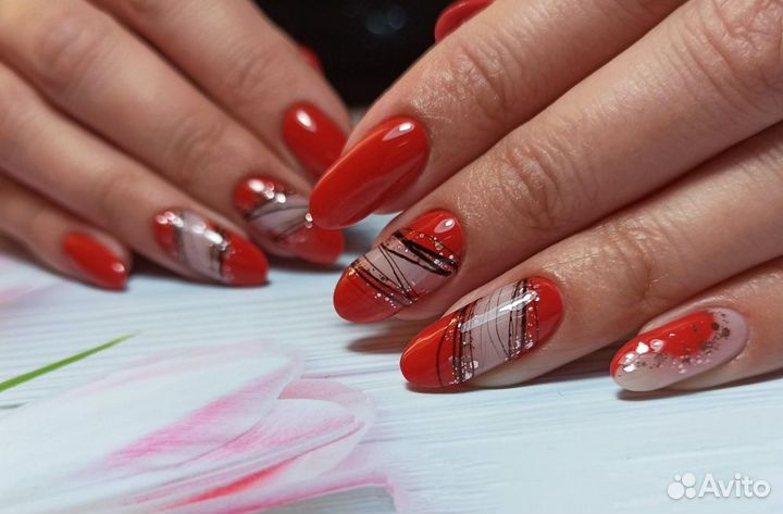 Наращивание ногтей, покрытие гель-лаком