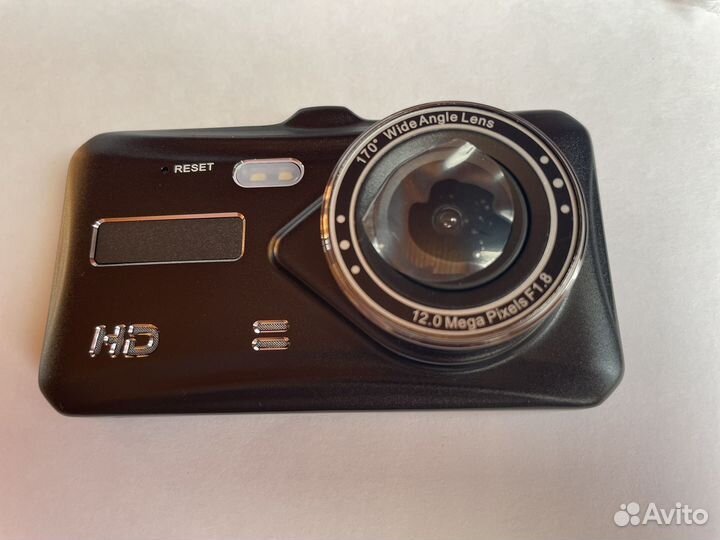 Сенсорный Видеорегистратор с 2 камерами