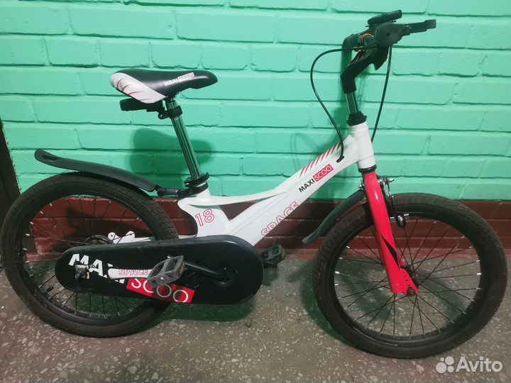 Велосипед maxiscoo space 18