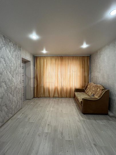 2-к. квартира, 37,4 м², 1/2 эт.