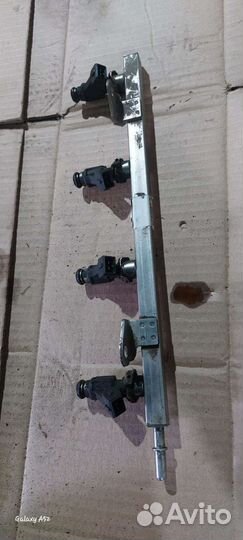 Топливная рампа с форсунками Chery tiggo t11