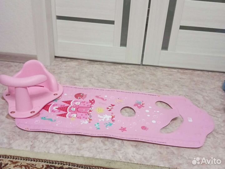 Детский коврик с сиденьем для ванной