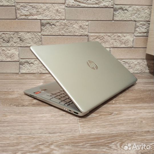 Свежий Ноутбук HP Ryzen 7 4700U 8ядер/8gb/256gb
