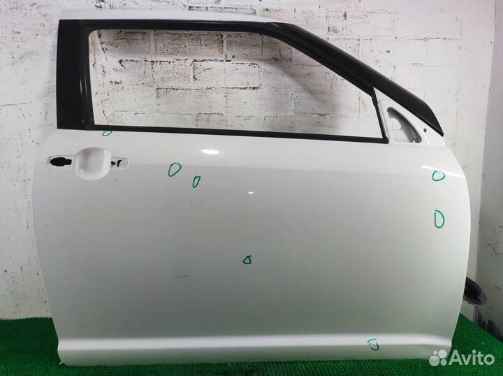 Дверь передняя правая Suzuki Swift 2008