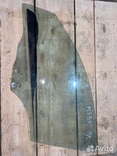 Стекло двери переднее левое Mazda 3 BK 1.6