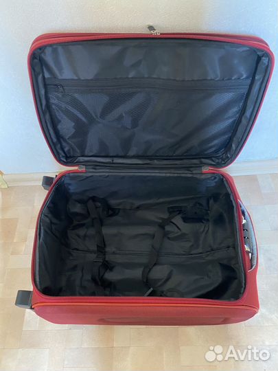 Чемодан на колесах