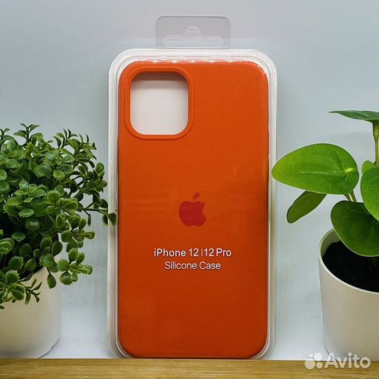 Чехол на iPhone 12 Цвет: Красный