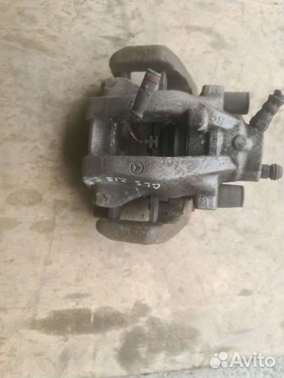 Супорт тормозной задний правый Mercedes CLS218