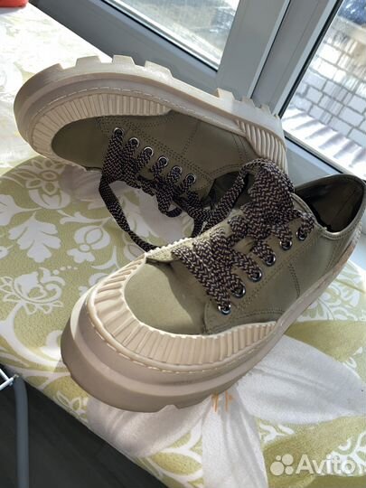 Обувь zara Кеды