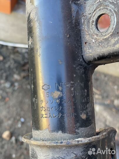 Передние стойки nissan teana