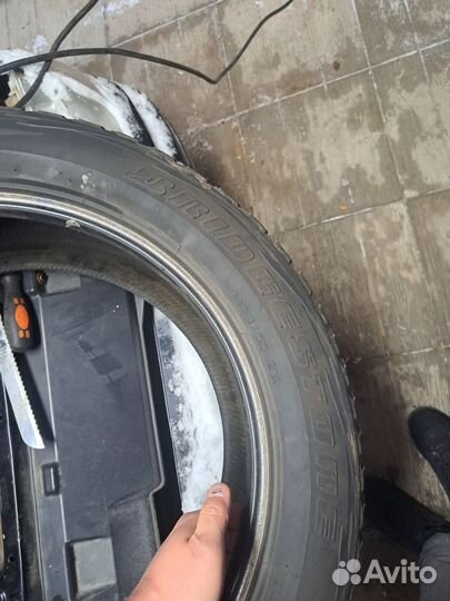 Bridgestone Blizzak DM-V1 245/55 R19