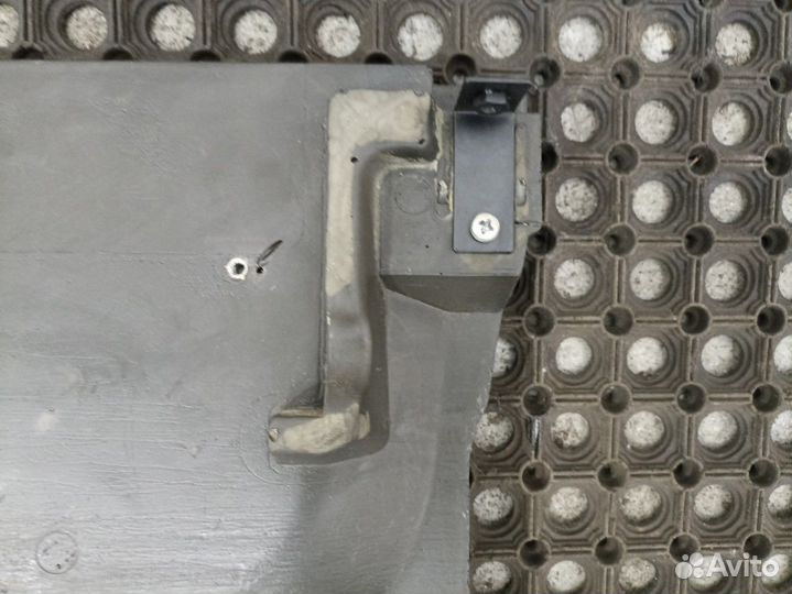 Крышка бардачка правая Iveco Stralis