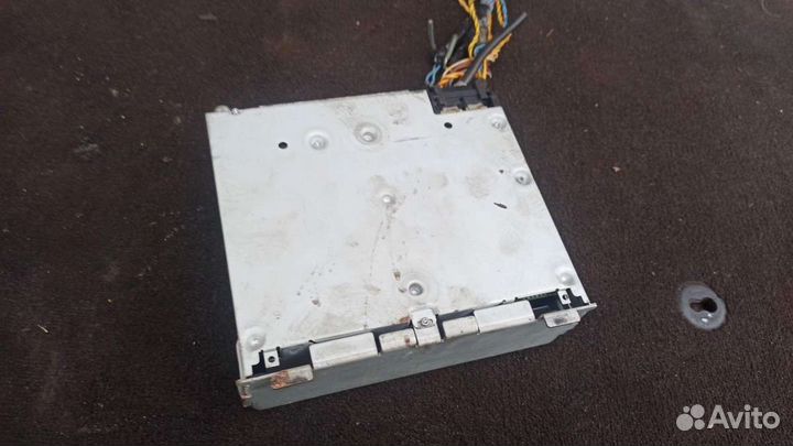 Усилитель акустический для BMW 7 E38