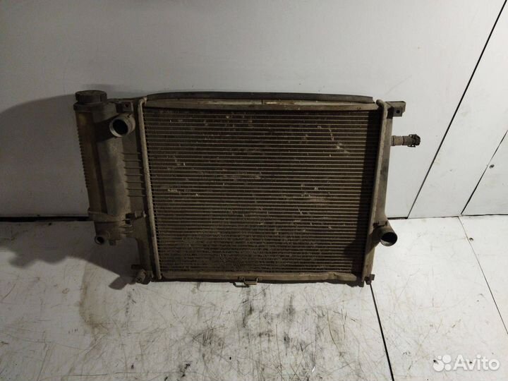 Радиатор основной BMW 5 E34 1990 behr