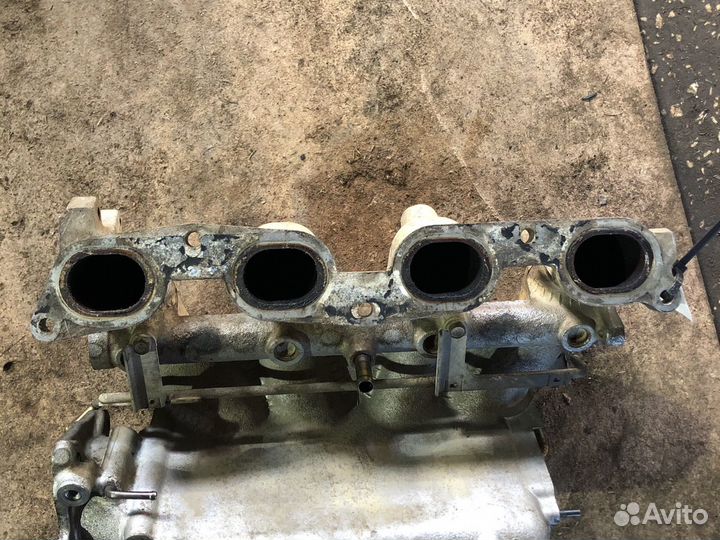 Коллектор впускной Nissan SR20DE