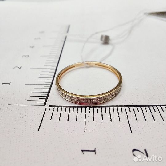 Золотое кольцо с камнем 17,5р