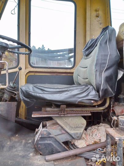 Экскаватор эо3323