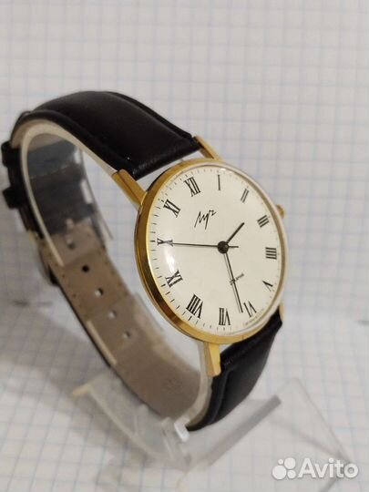 Позолоченные часы Луч Де Люкс Ультратонкие Ау10