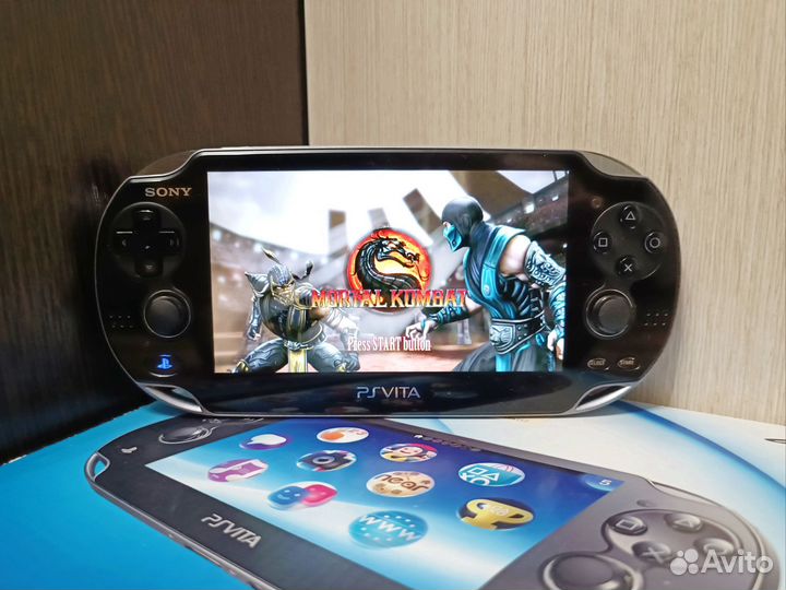 PS Vita 3G Wi-Fi + прошитая + игры