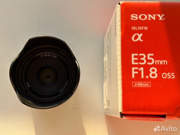 Объектив Sony E 35mm 1.8 OSS