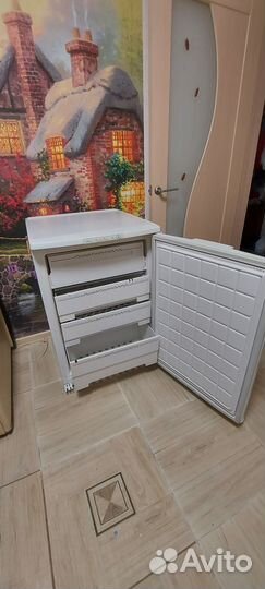 Морозильник Бирюса