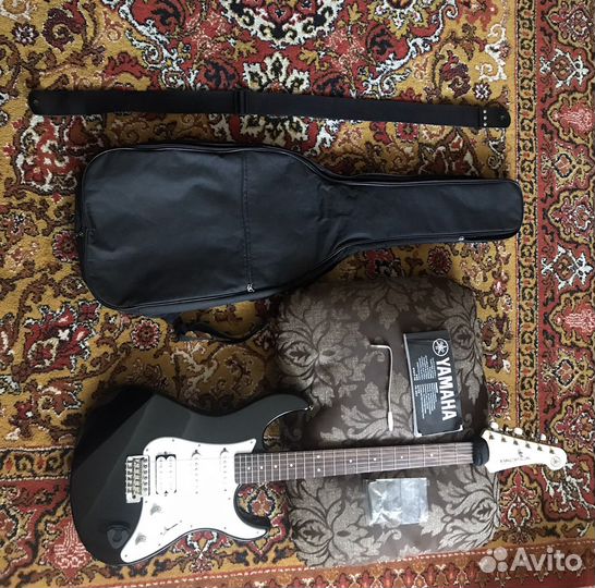 Электрогитара yamaha pacifica 012