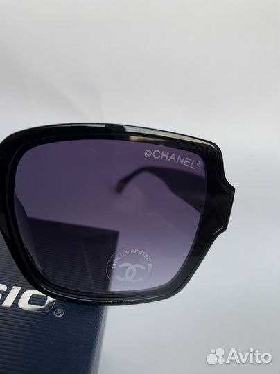 Солнцезащитные очки chanel