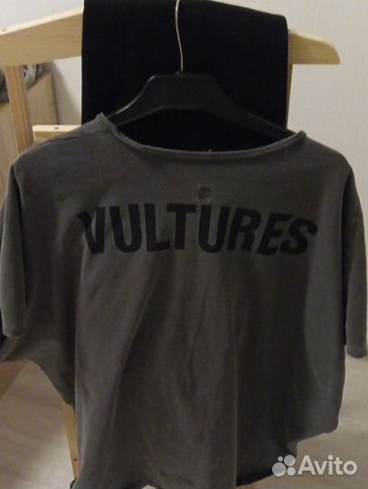 Vultures футболка