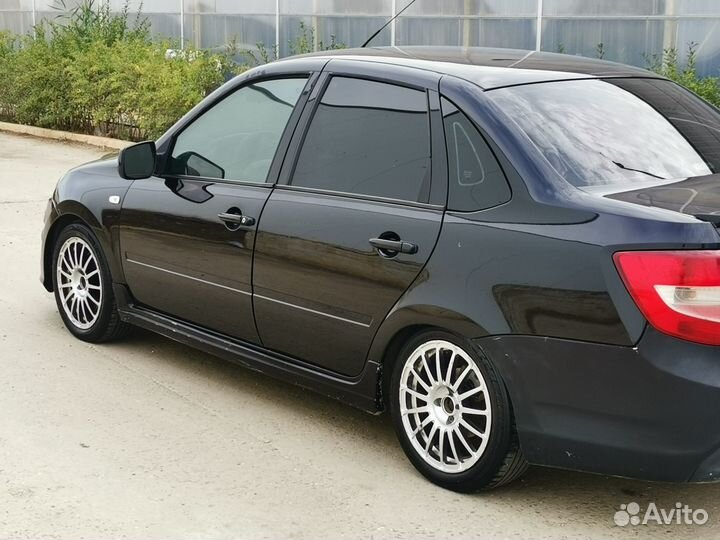 LADA Granta 1.6 МТ, 2013, 176 000 км