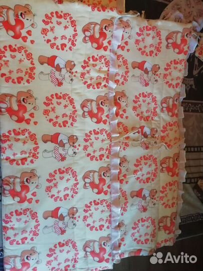 Бортики в кроватку