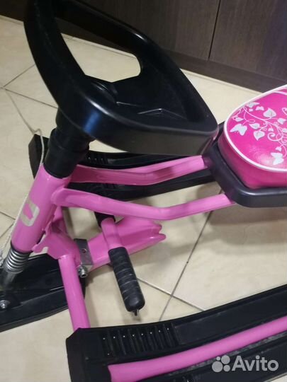 Снегокат Велта Vanessa