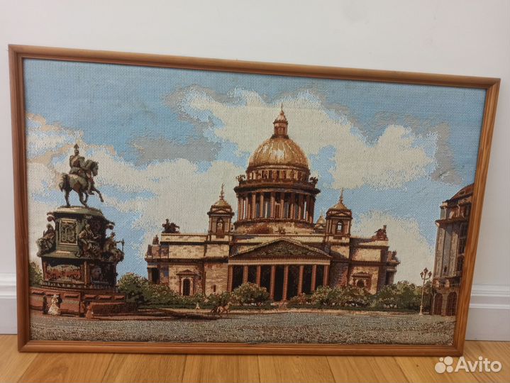 Картина из гобелена