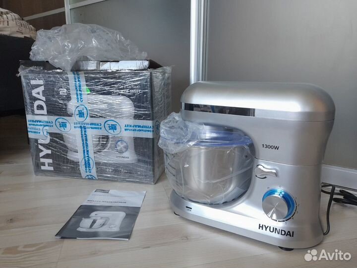 Миксер планетарный Hyundai HYM-S6551