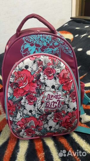 Рюкзак школьный