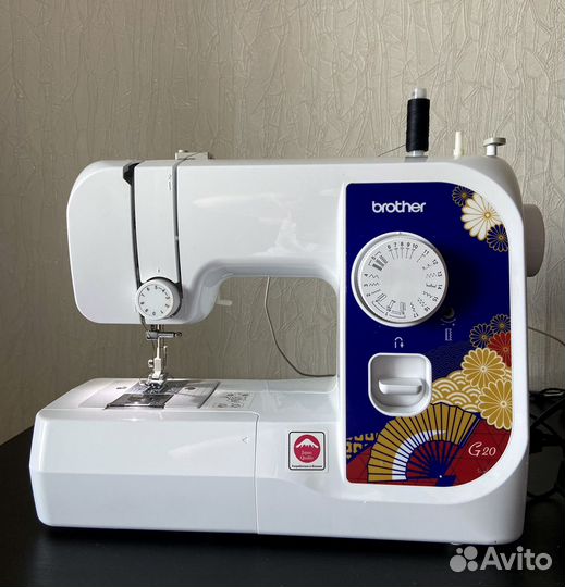 Швейная машина Brother