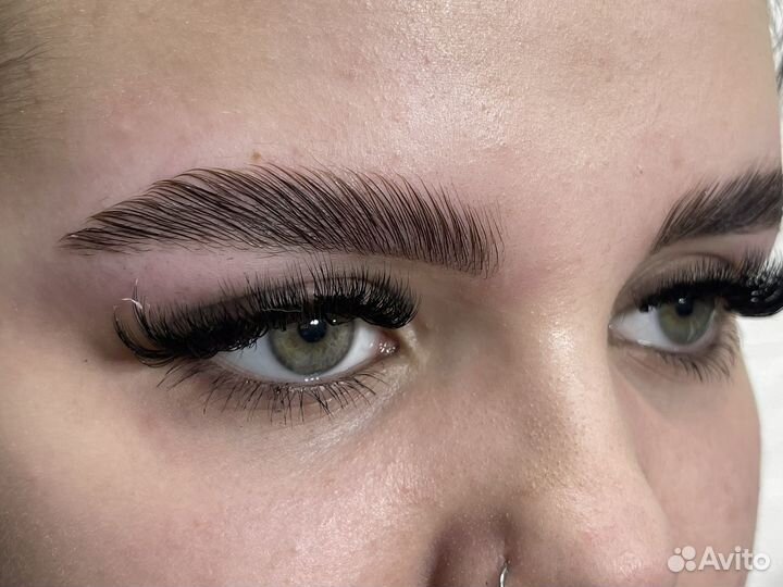 Мастер бровист