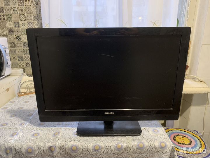 Телевизор philips б/у на запчасти