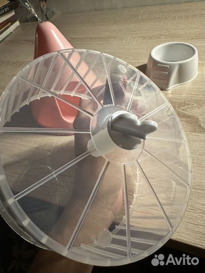 Домик, колесо и мисочка для хомяка