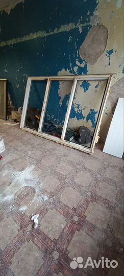 Окно б у трехстворчатое