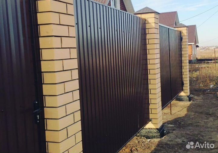 Заборы из профнастила