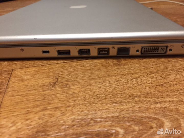Apple MacBook Pro 17