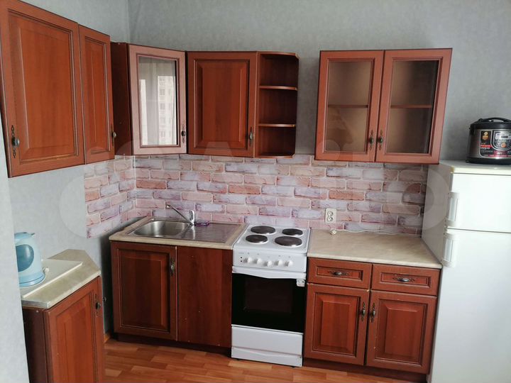 1-к. квартира, 37,5 м², 8/17 эт.