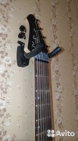 Настенное крепление для гитар