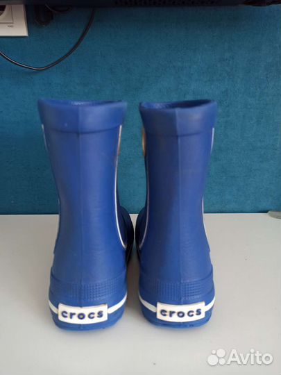 Детские резиновые сапоги crocs 24