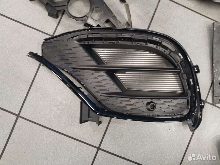 Mercedes Gls x167 6.3 amg решетка бампера накладка
