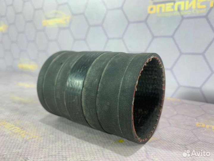 Патрубок интеркулера Opel Astra H OPC