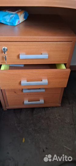 Офисная мебель