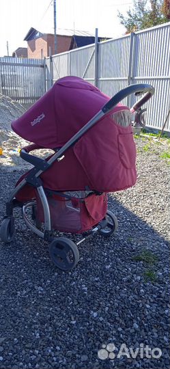 Детская коляска фирмы Babyton