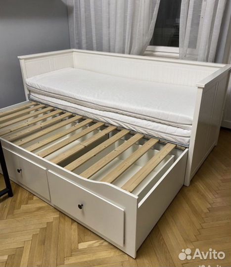 Кровать кушетка Hemnes lkea