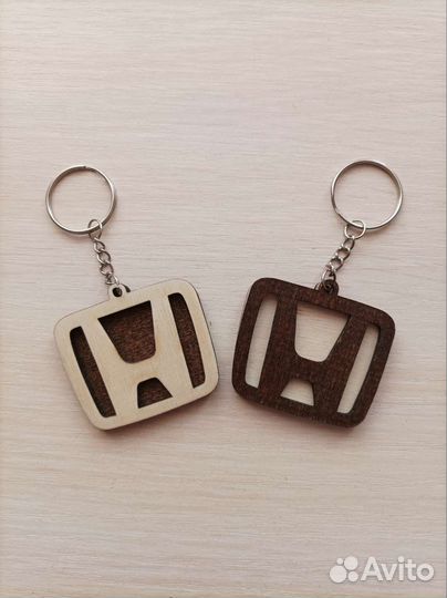 Брелки на ключи